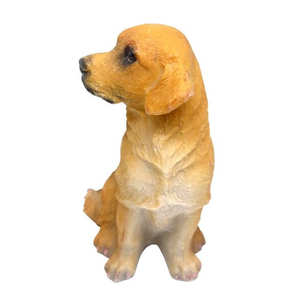 Seated Golden Labrador Retriever Dog Figurine Resin Collectible Vintage Eyes - Picture 2 of 4